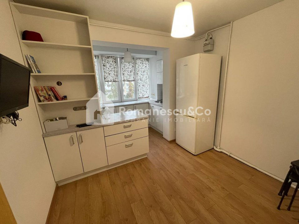 Apartament cu 3 camere, 72 m², Buiucani, Chișinău foto 1