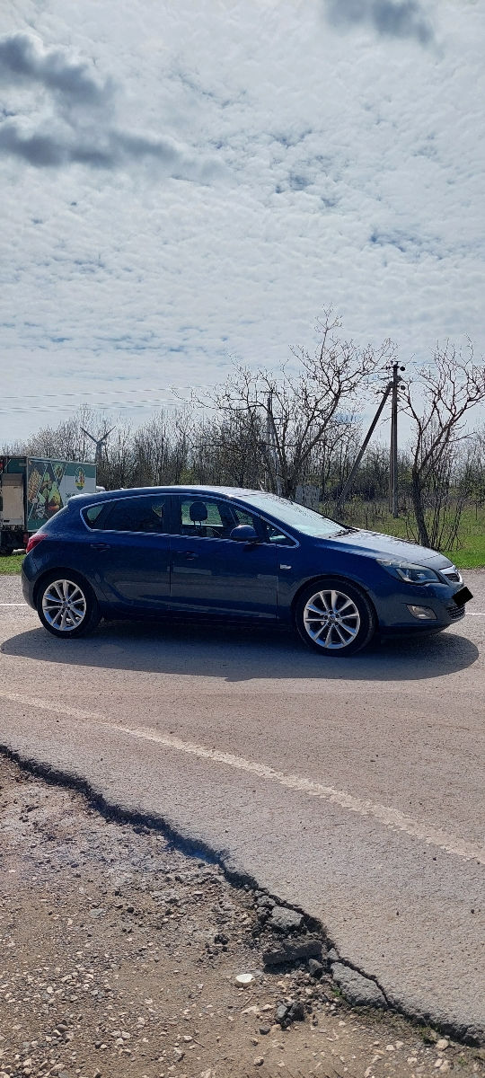 OpelAstra