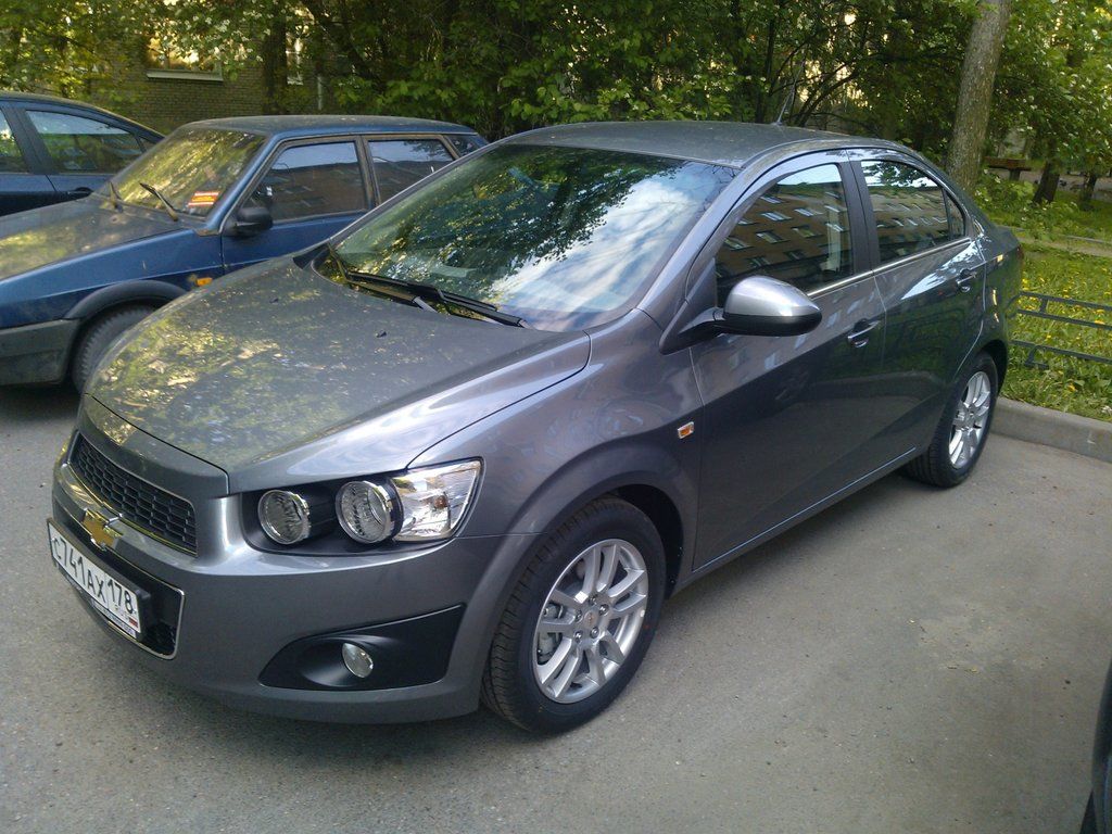 Chevrolet Aveo фото 0