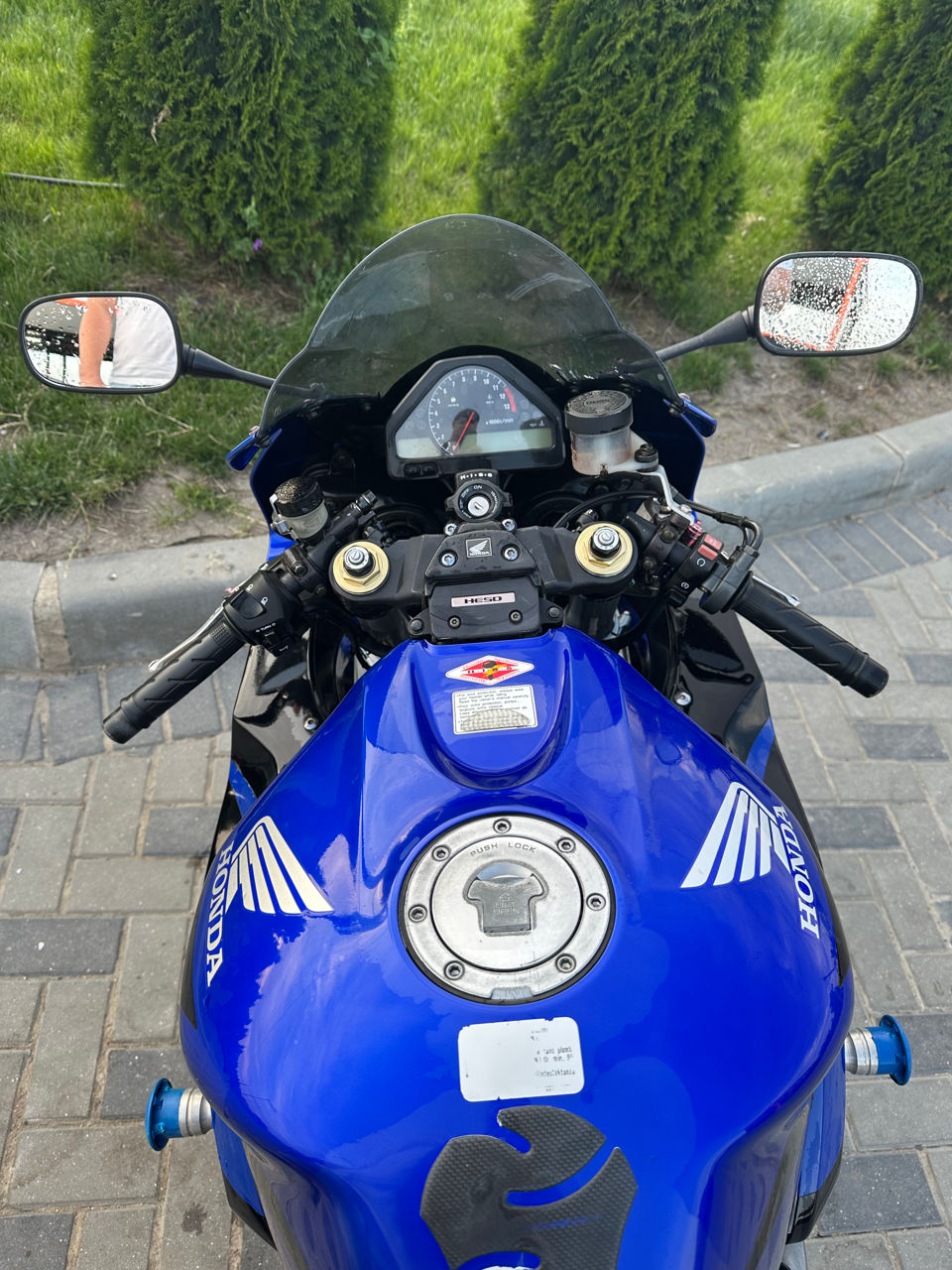 Honda CBR1000RR foto 1