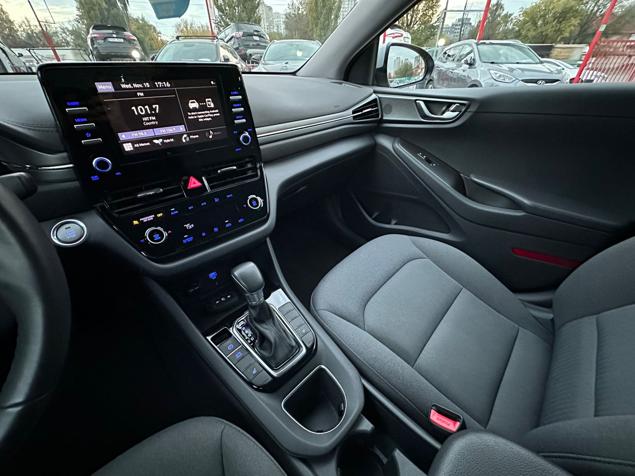 Hyundai IONIQ foto 13