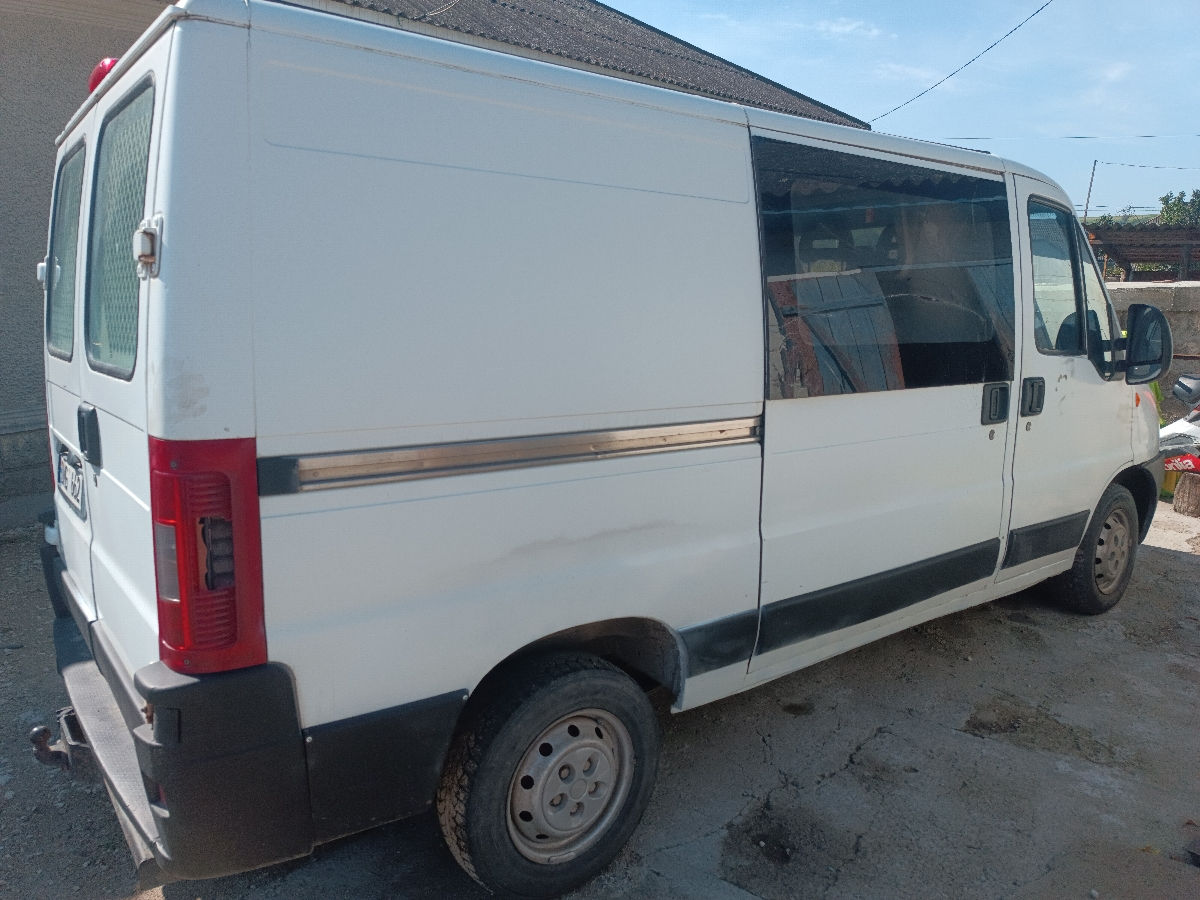 Peugeot Boxer foto 2