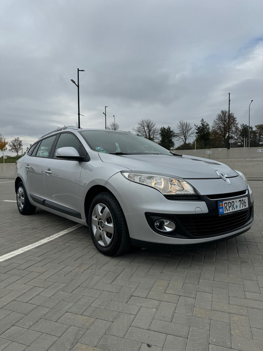 Renault Megane foto 2