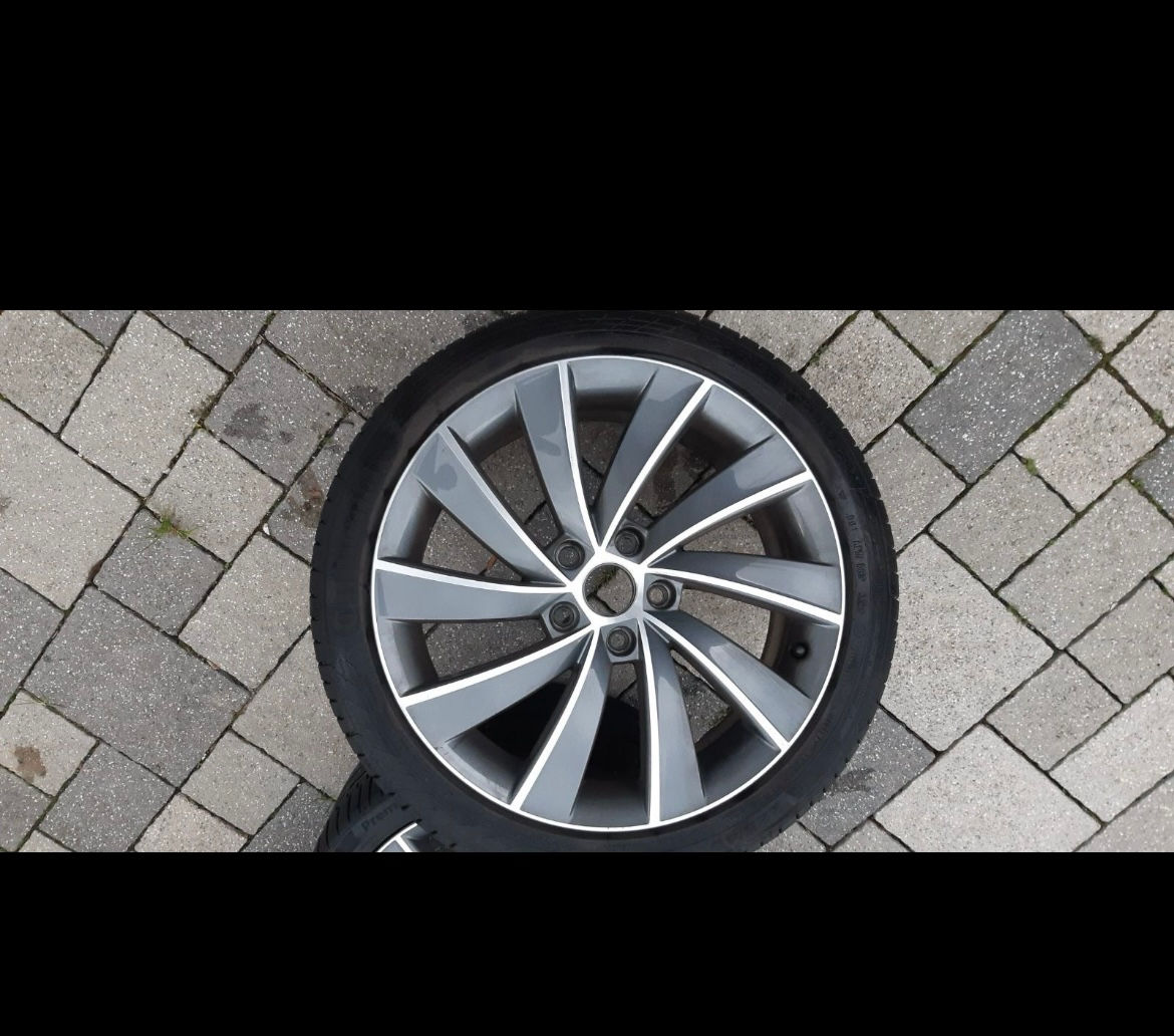 Jante Skoda cu cauciucuri 225/40R18 foto 2