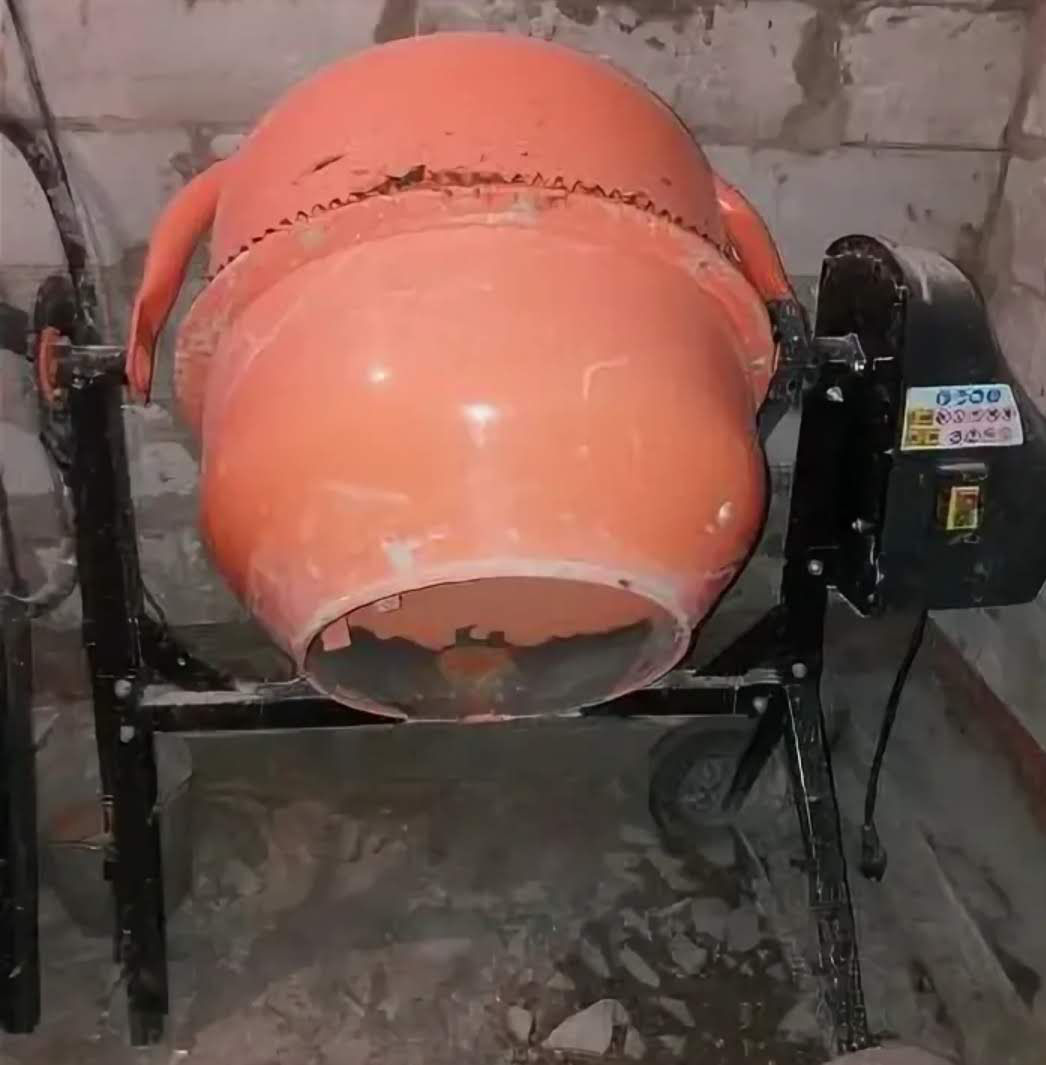 Bitonera  230 litre chirie. foto 4