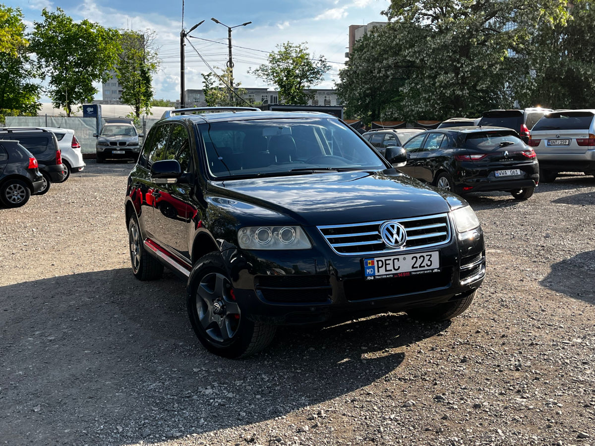 Volkswagen Touareg foto 2