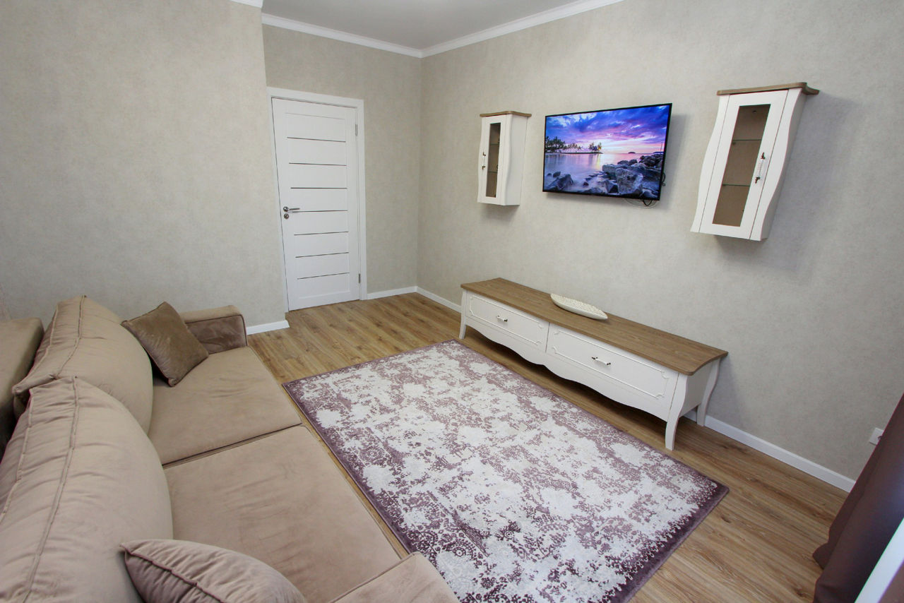 Apartament cu 2 camere, 70 m², Buiucani, Chișinău foto 7