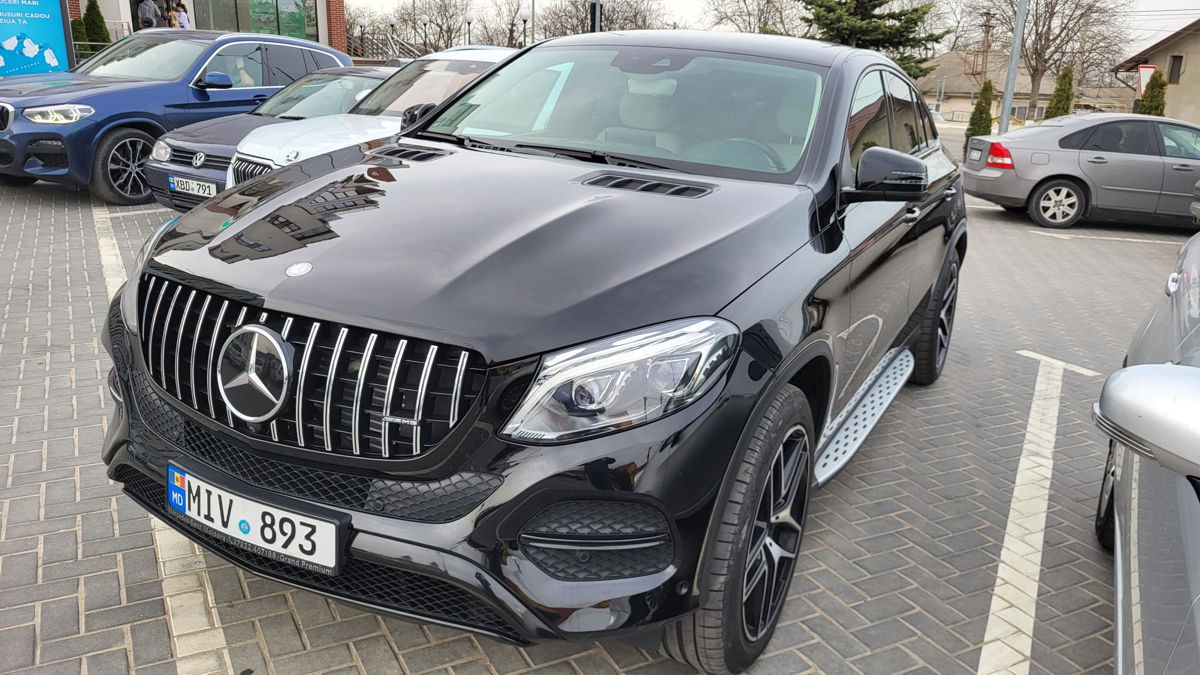 Mercedes GLE Coupe foto 1