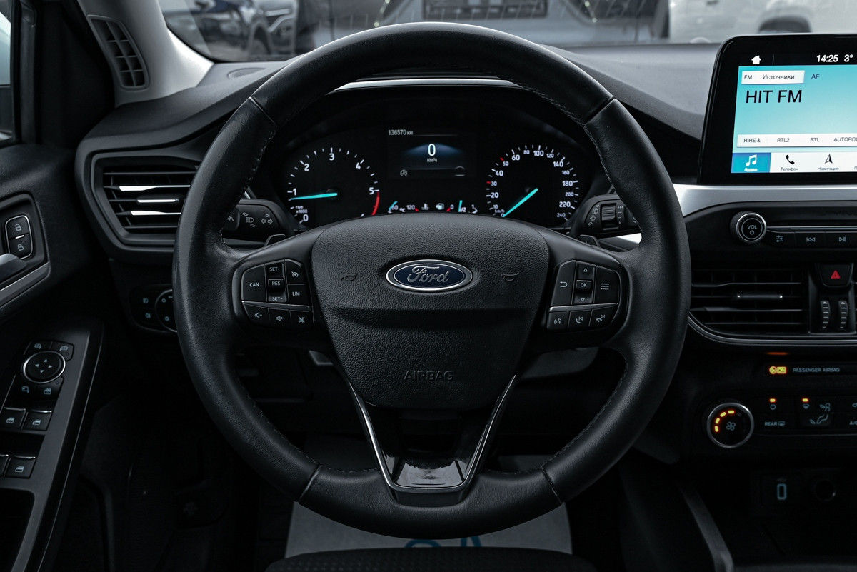 Ford Focus foto 9