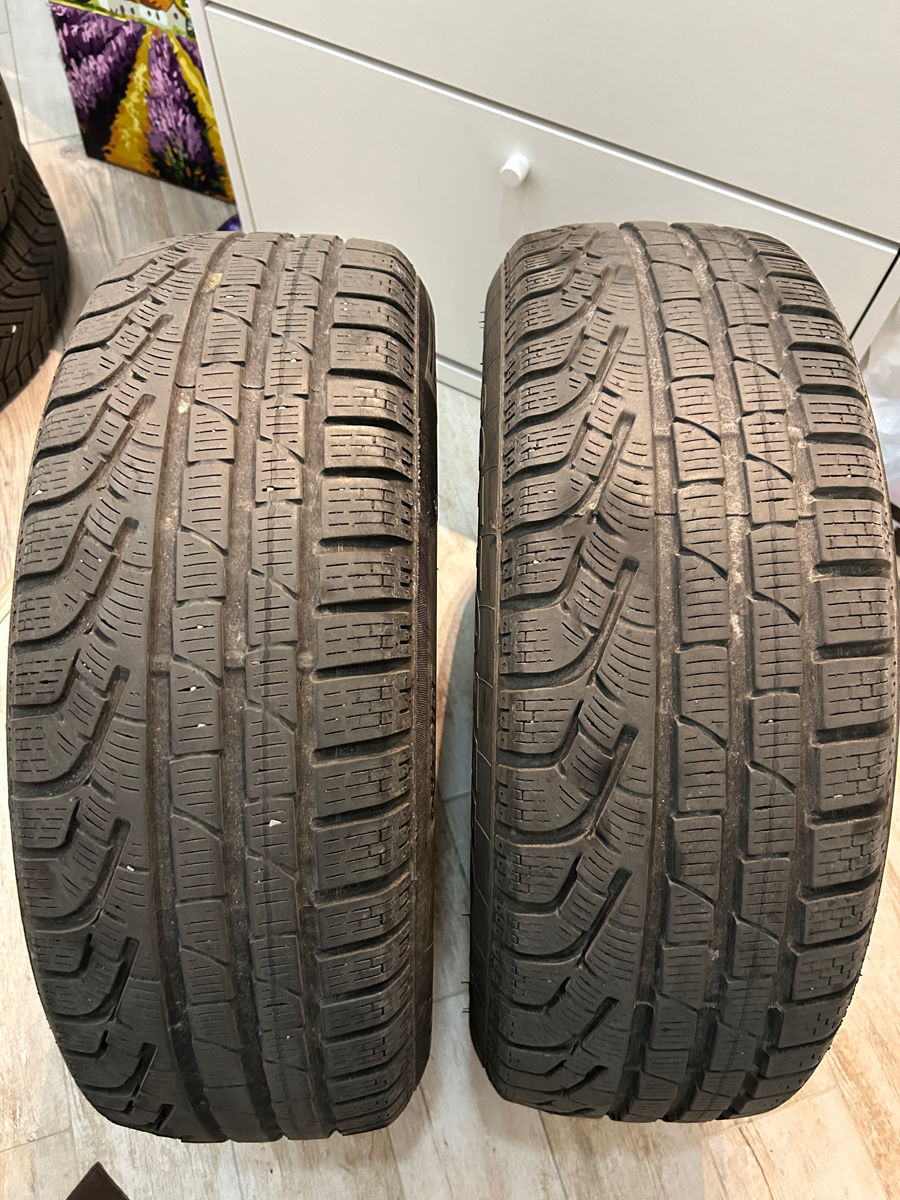 Pirelli Winter Sottozero Serie II 215/60 R17 96H (iarna) foto 1