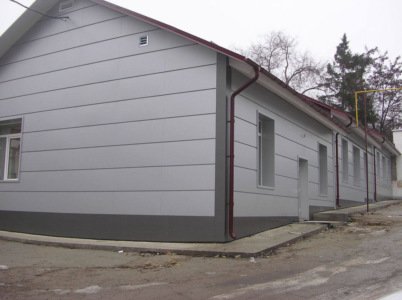 Executam lucrari de montare a materialelor compozite фото 0