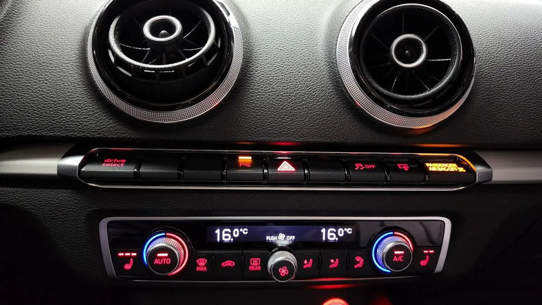 Audi S3 foto 15