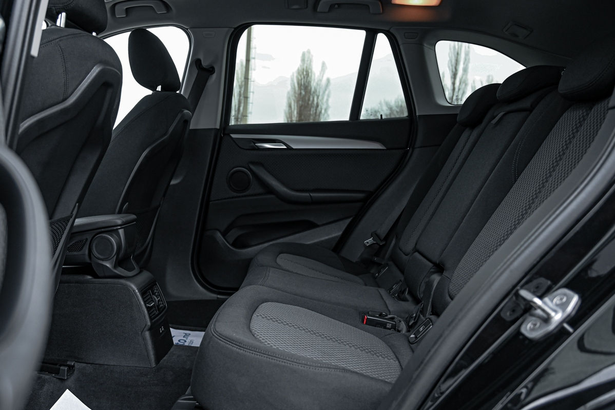 BMW X1 фото 8