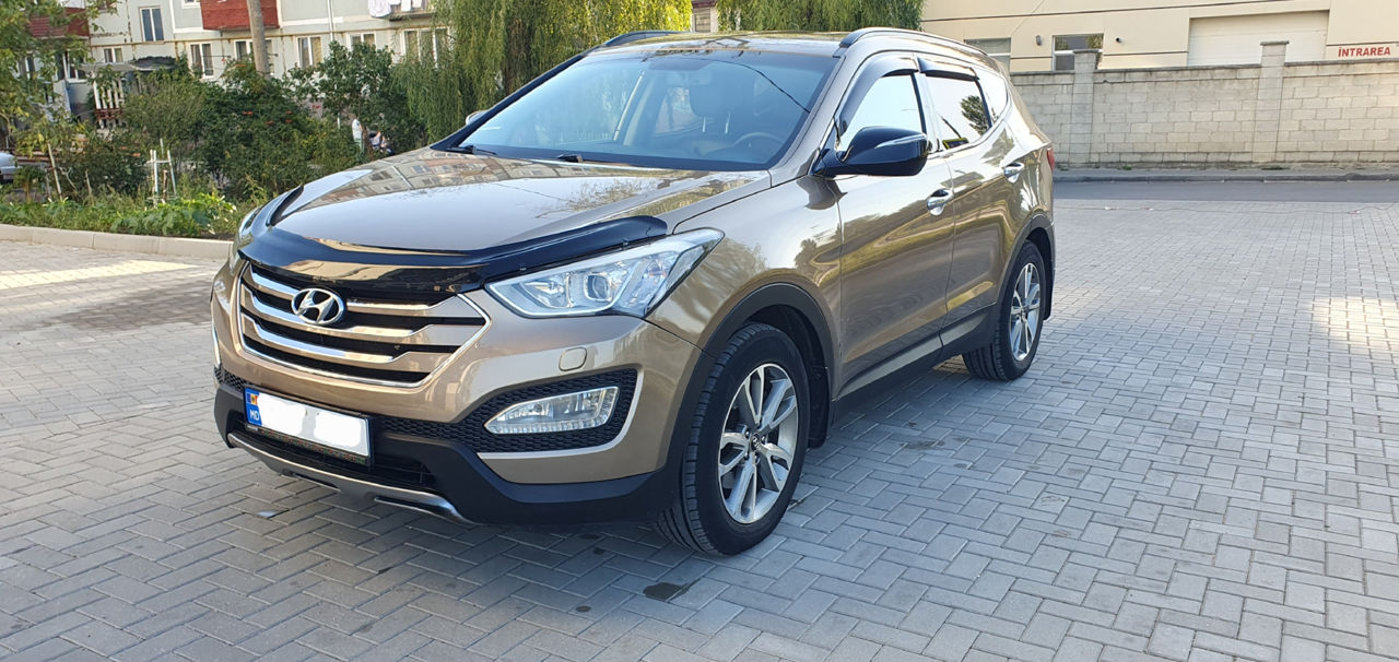 Hyundai Santa FE foto 0