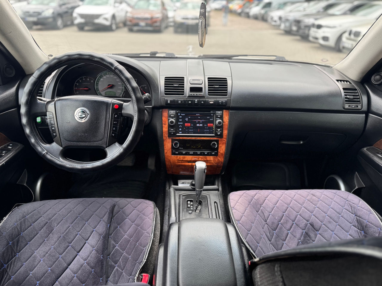 Ssangyong Rexton фото 12