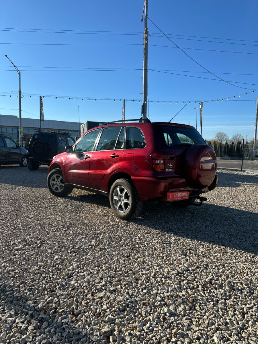 Toyota Rav 4 foto 2