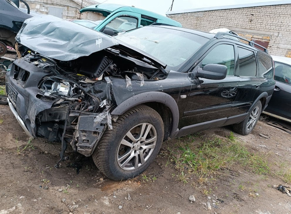 Разборка Volvo XC70 Cross Country 2002г, 2.4 АТ фото 2