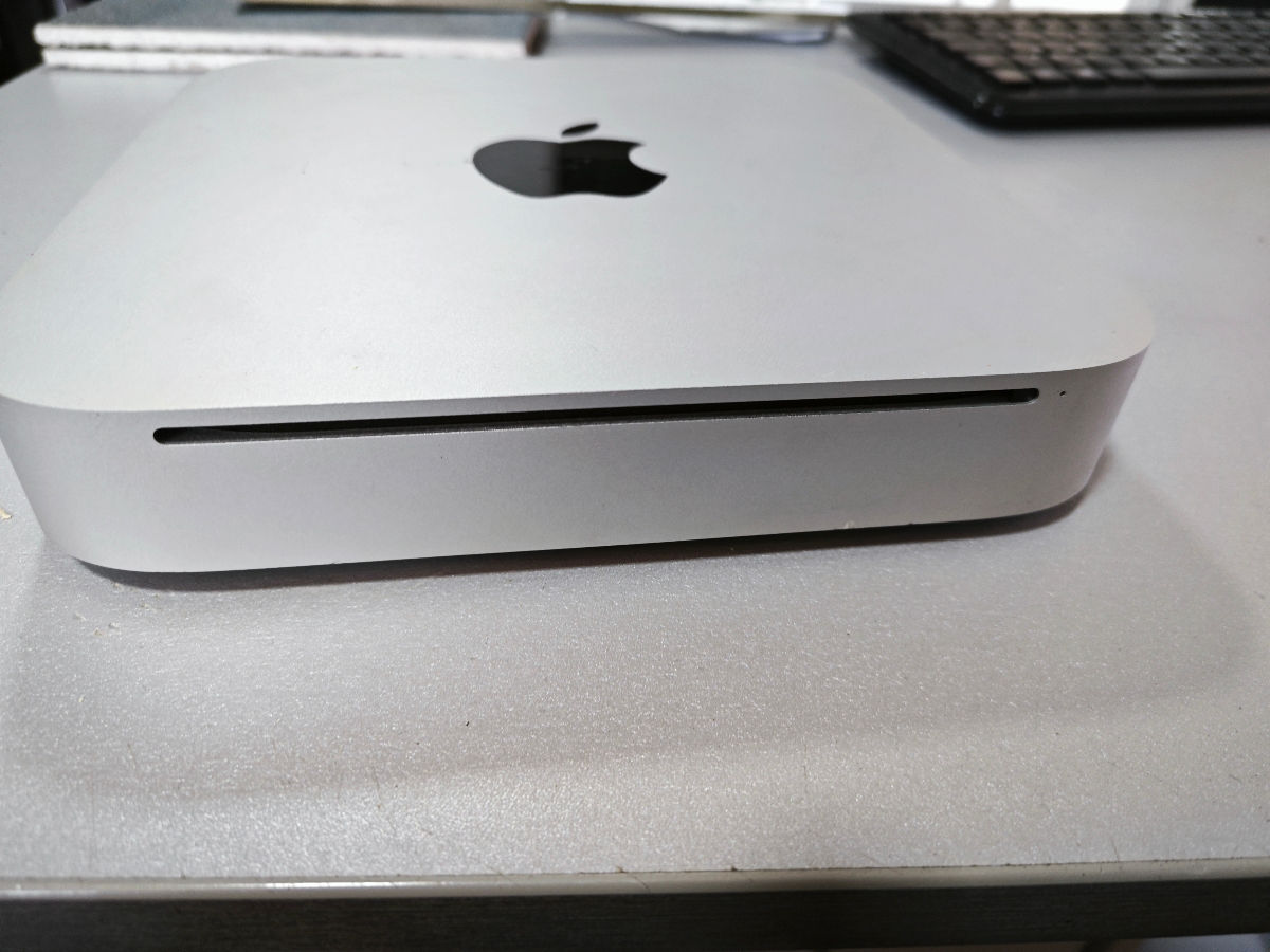 Mac mini на windows 7  ssd 128/4 фото 1