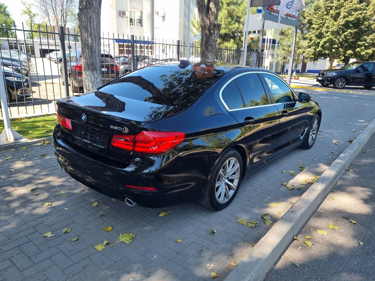 BMW 5 Series 2018 photo 5