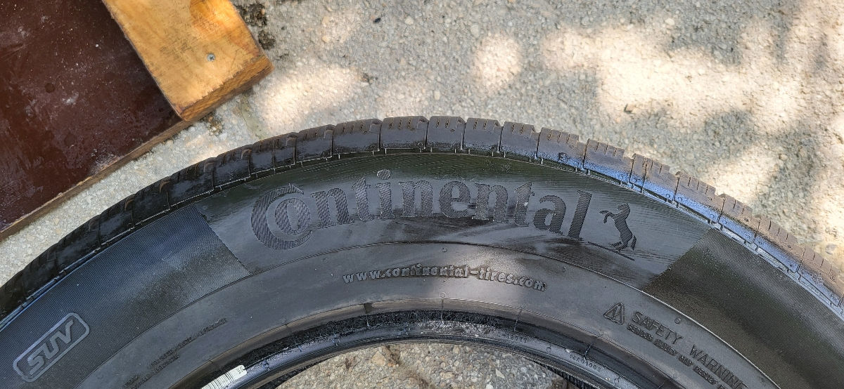 Шины 235/65 R17 Continental  foto 6