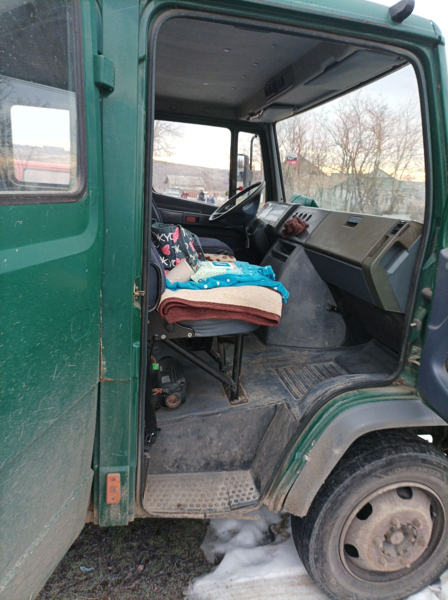 Mercedes Vario 815D фото 5
