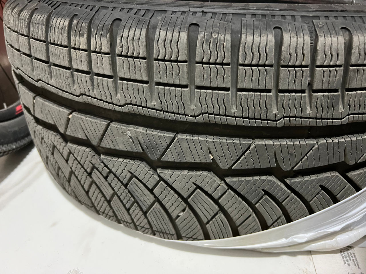 Michelin 245 40 r18 iarna starea ca noua