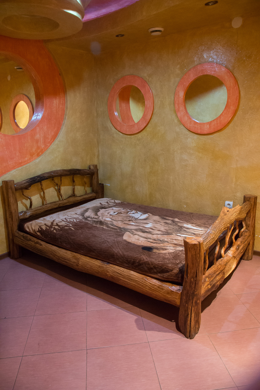 Sauna SRL "Taviada" in centru (40-ani) 24/24 foto 8