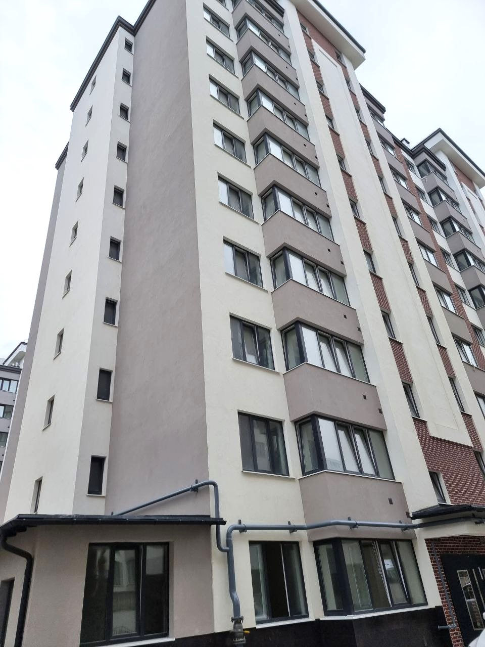 Apartament cu 3 camere, 85 m², Buiucani, Chișinău foto 3