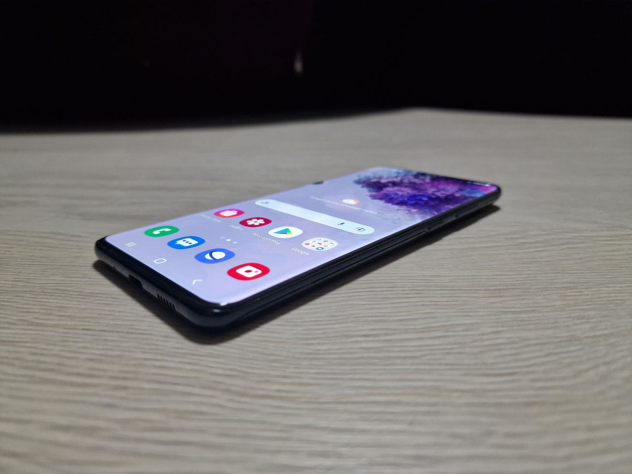 Samsung Galaxy S20+ 5G SM-G986B/DS.