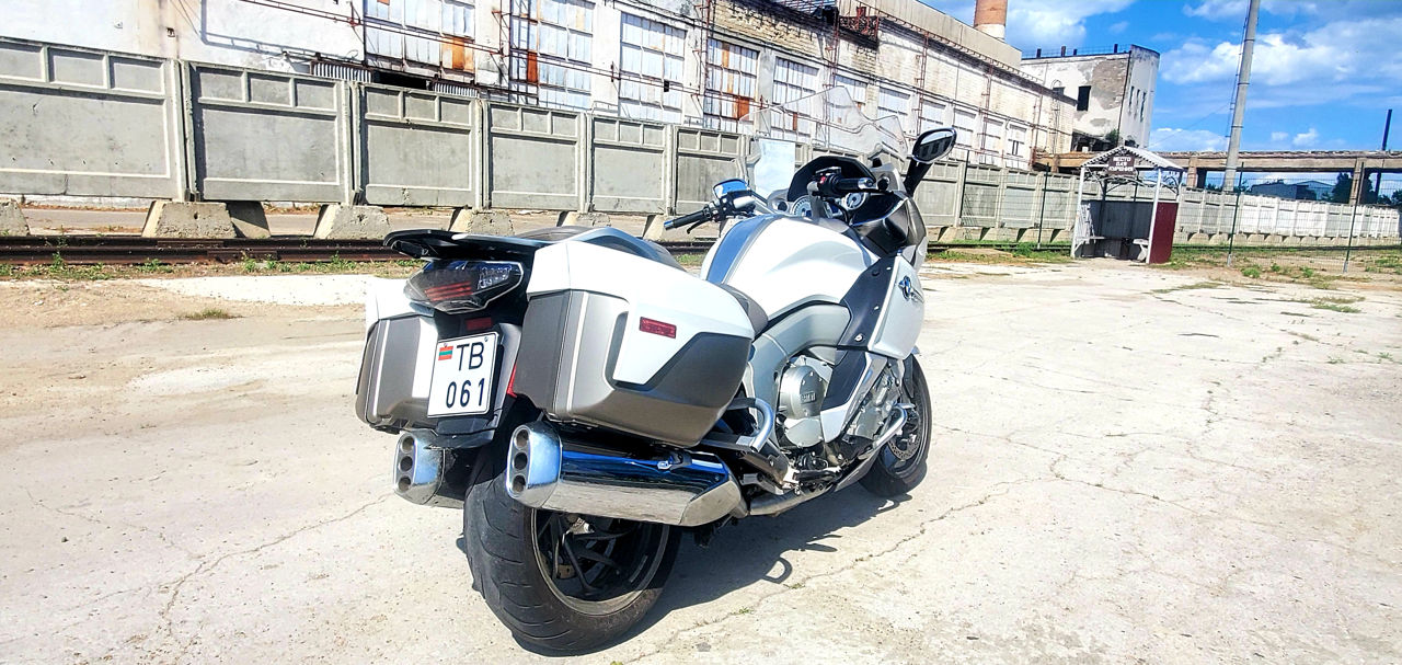 BMW K1600GTL фото 1