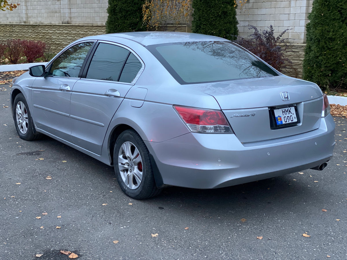 Honda Accord foto 6