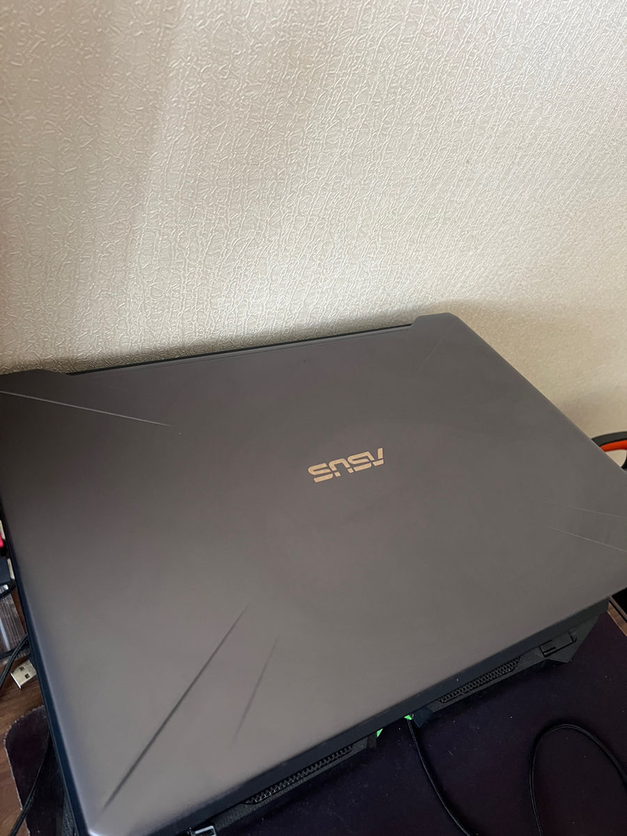 Asus TUF Gaming FX705DT 17" foto 2