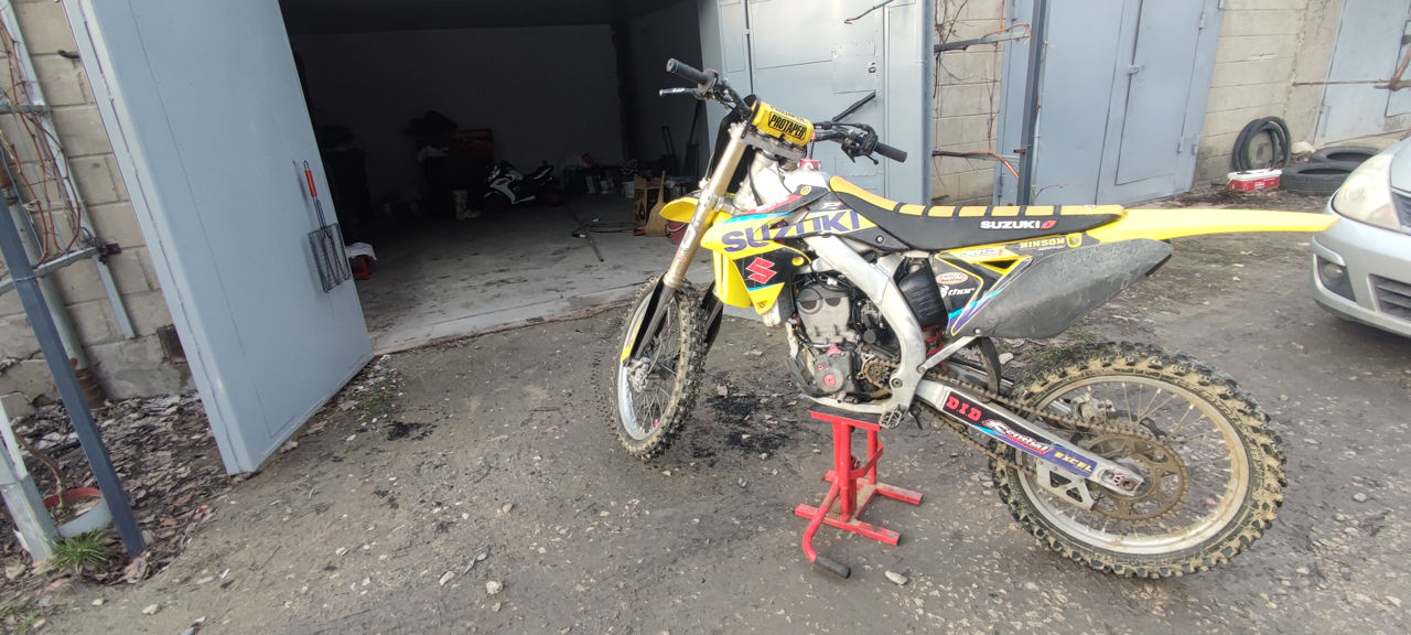 Suzuki Rmz-250 foto 1