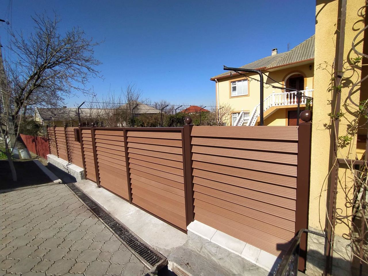 Porti, garduri, fațade, terase, balustrade din profileWPC Decking (террасная доска)  Декинг foto 7