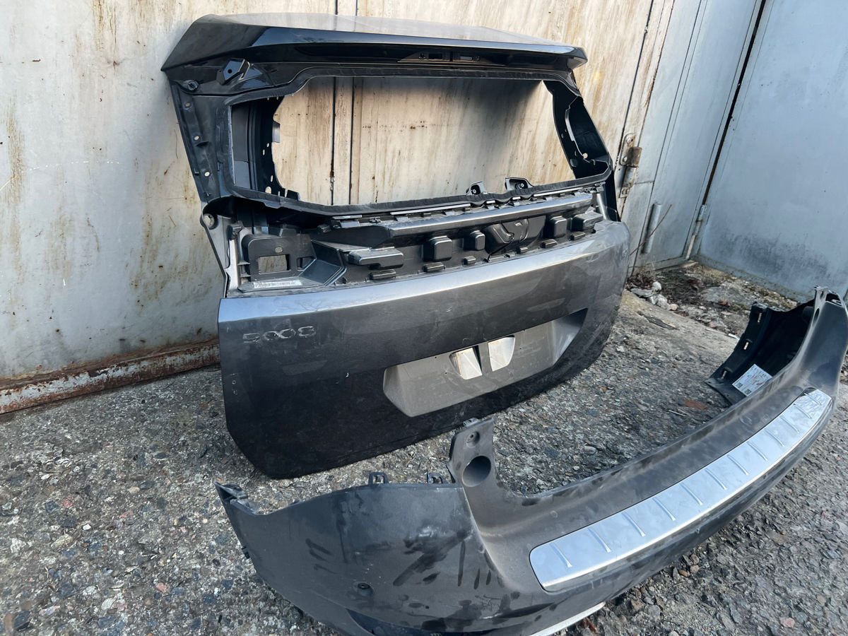 Bară protecție și hayon Peugeot 5008 foto 2