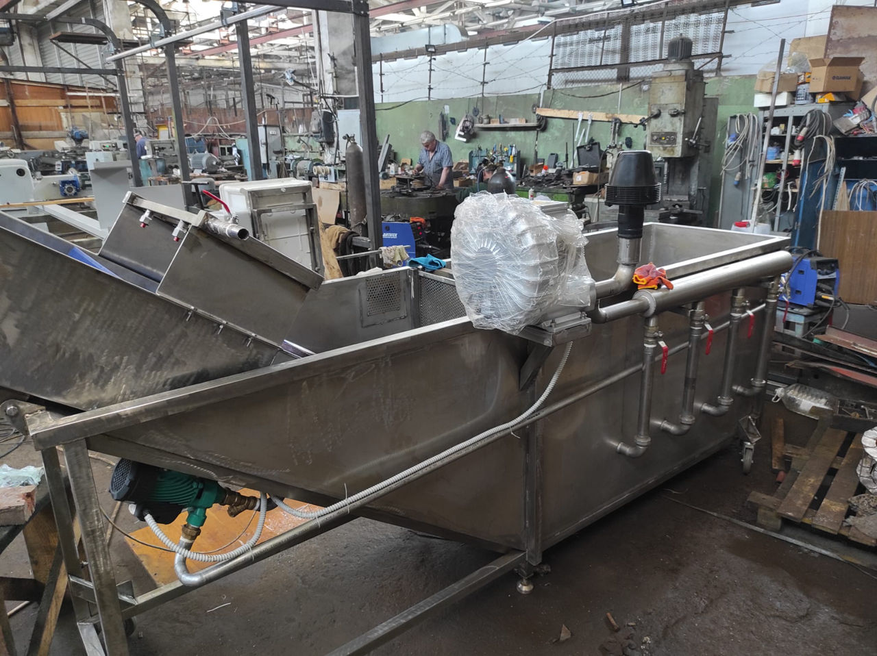 Машина для мойки листовой зелени, фруктов