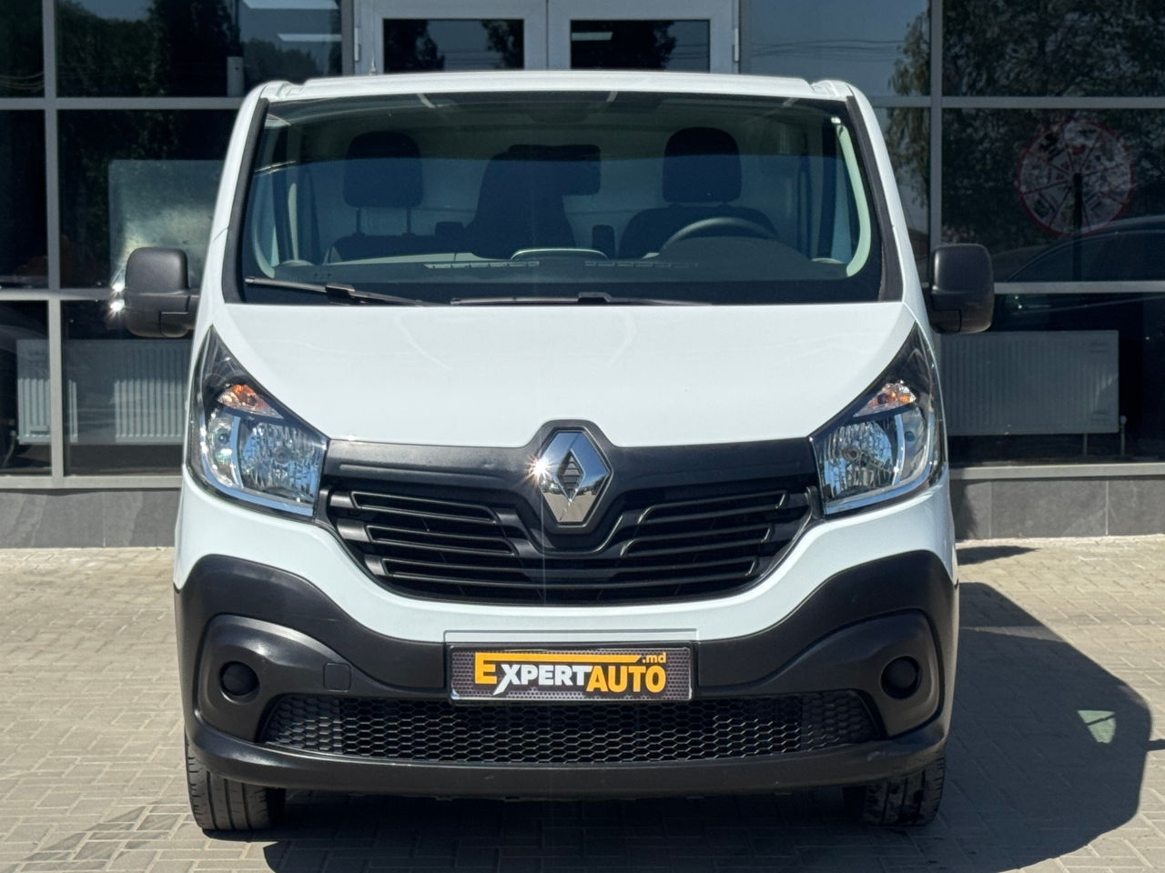 Renault Trafic — фото 2