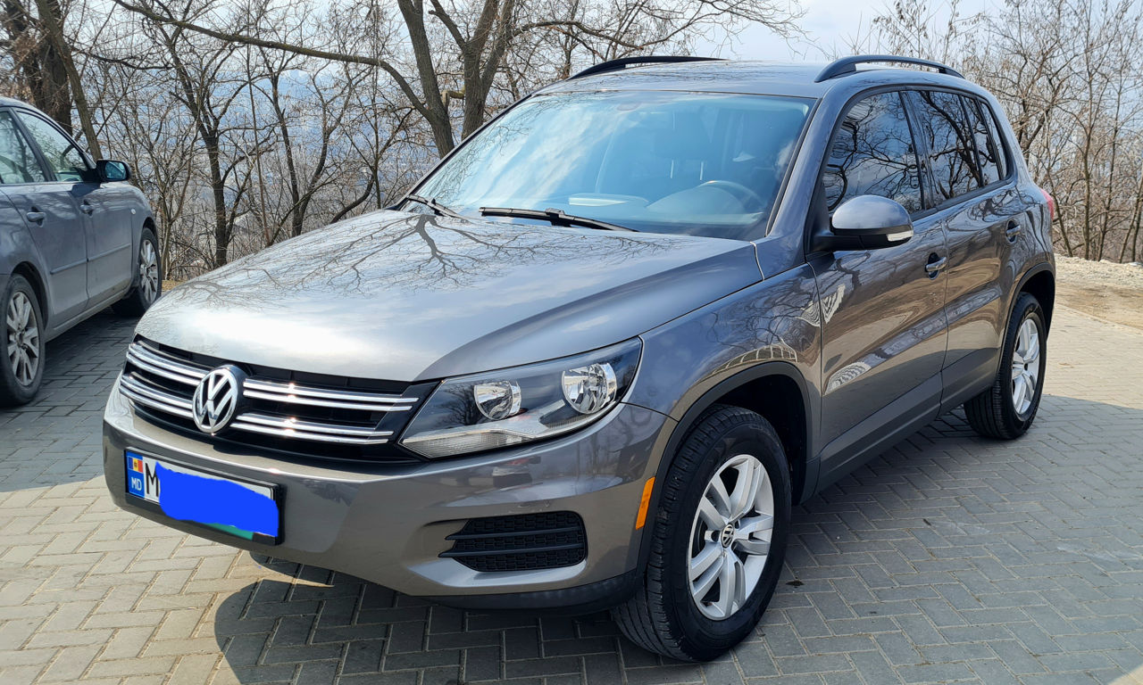 Volkswagen Tiguan фото 1