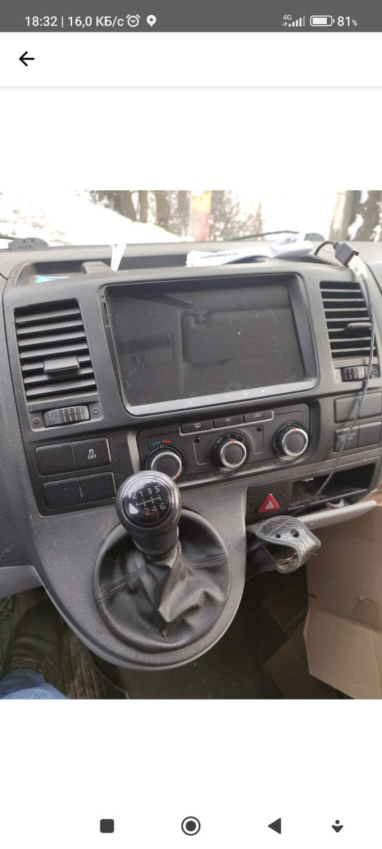 Volkswagen T 5 +,bază lungă,6 locuri,6viteze,140k.p.revizie tehnica 05.2026. фото 9
