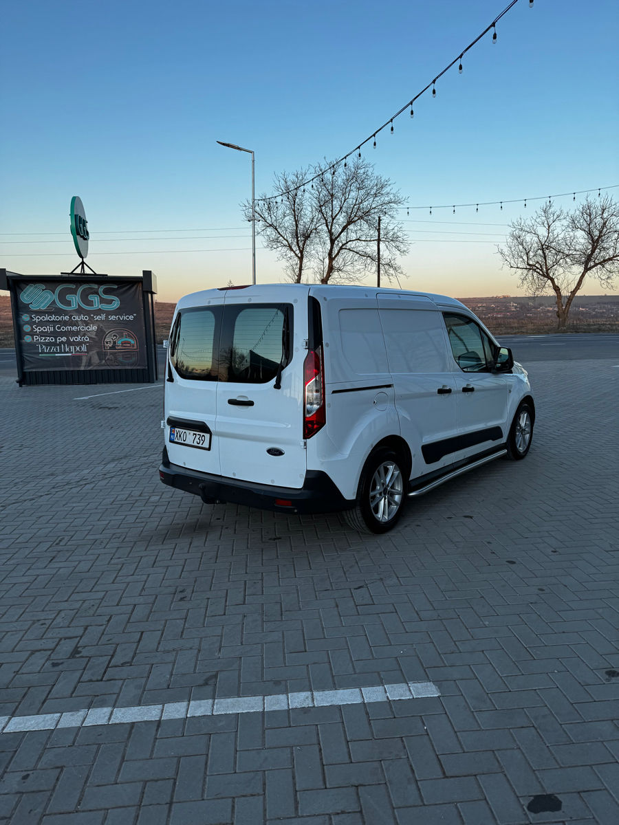 Ford Transit Connect foto 2