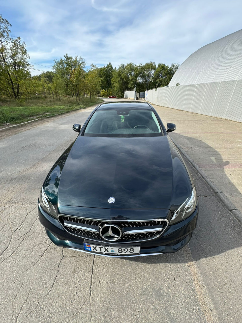 Mercedes E-Class foto 1