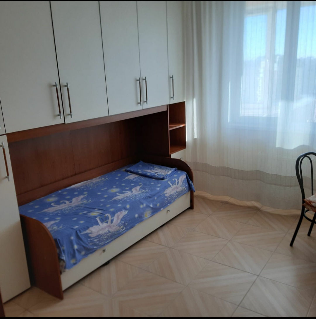 Apartament cu 2 camere, 57 m², Buiucani, Chișinău foto 3