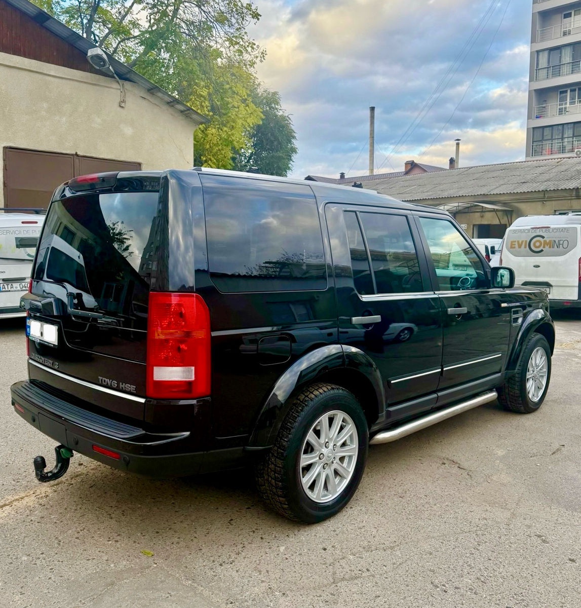 Land Rover Discovery an. 2008 cu rulaj 315000 km, Diesel, 10500