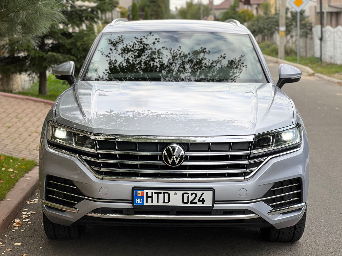 Volkswagen Touareg foto 0