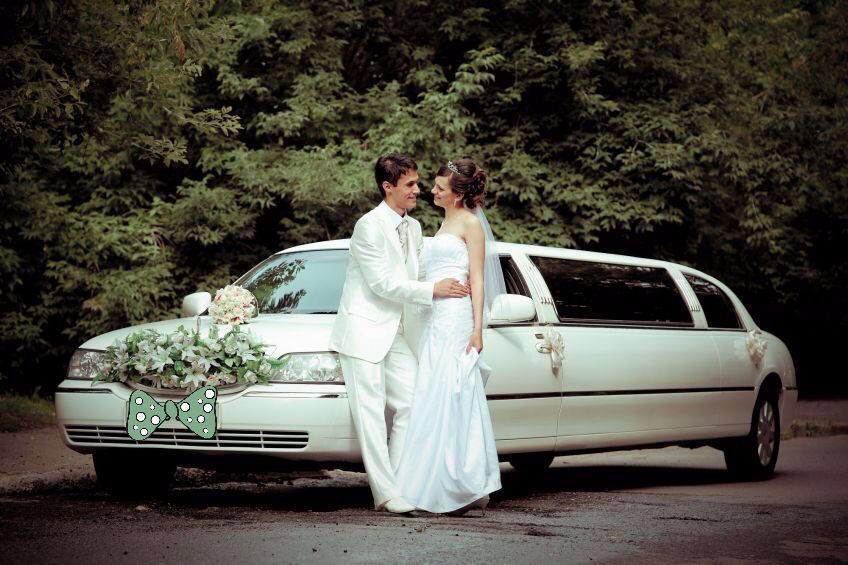 Недорого Mercedes S-klass .Самый популярный американский лимузин Lincoln Town Car фото 3