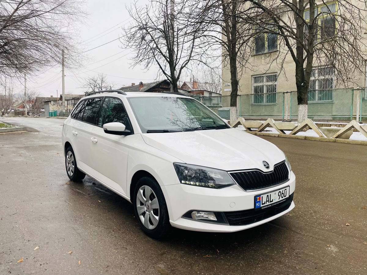 Skoda Fabia foto 1