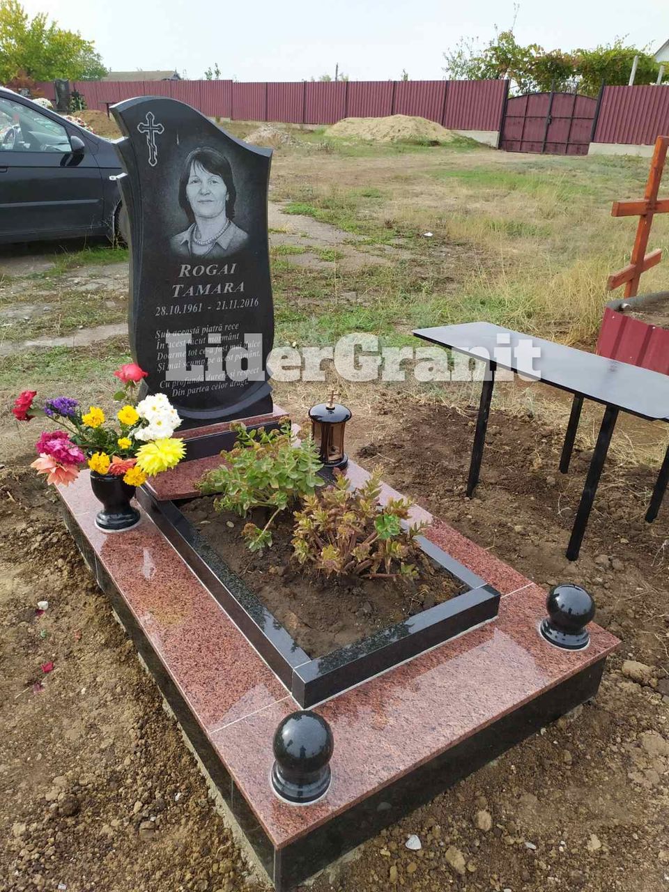 Monumente din granit.Livrare și instalare prin toată Moldova. foto 0