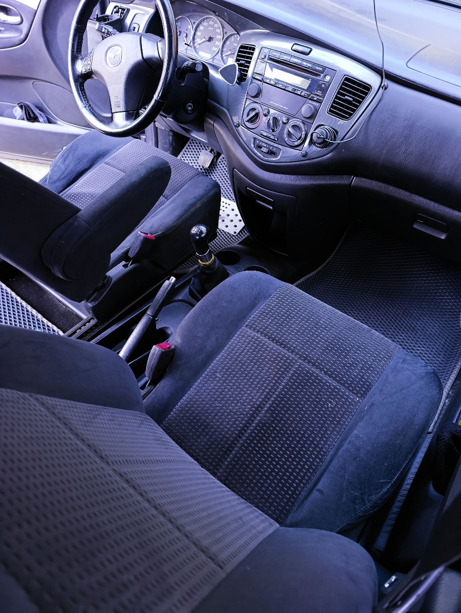 Mazda MPV foto 7