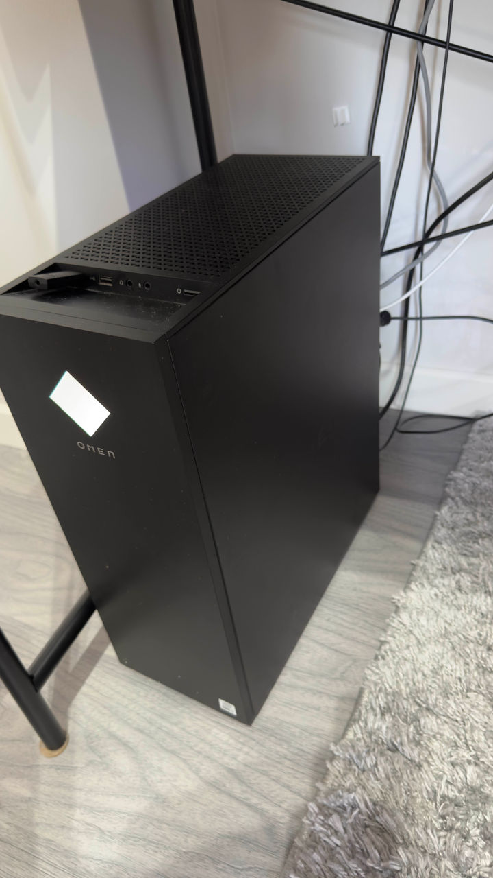 Vand calculator gaming pentru jocuri HP OMEN L25 RTX 3060 + 32GB RAM+ I7  foto 2