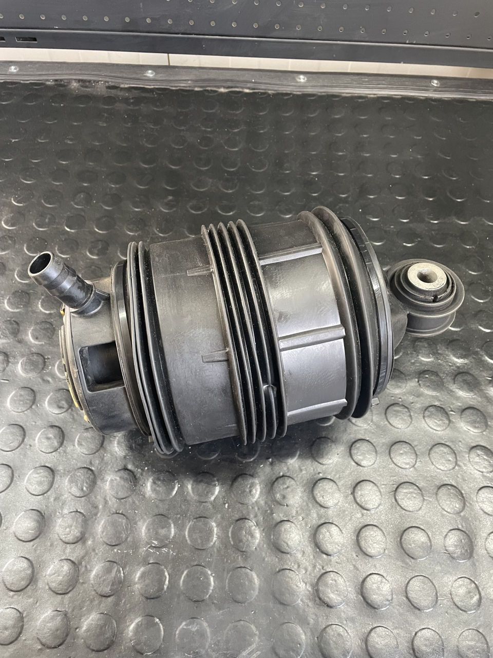 Perne de aer Mercedes W211 foto 4